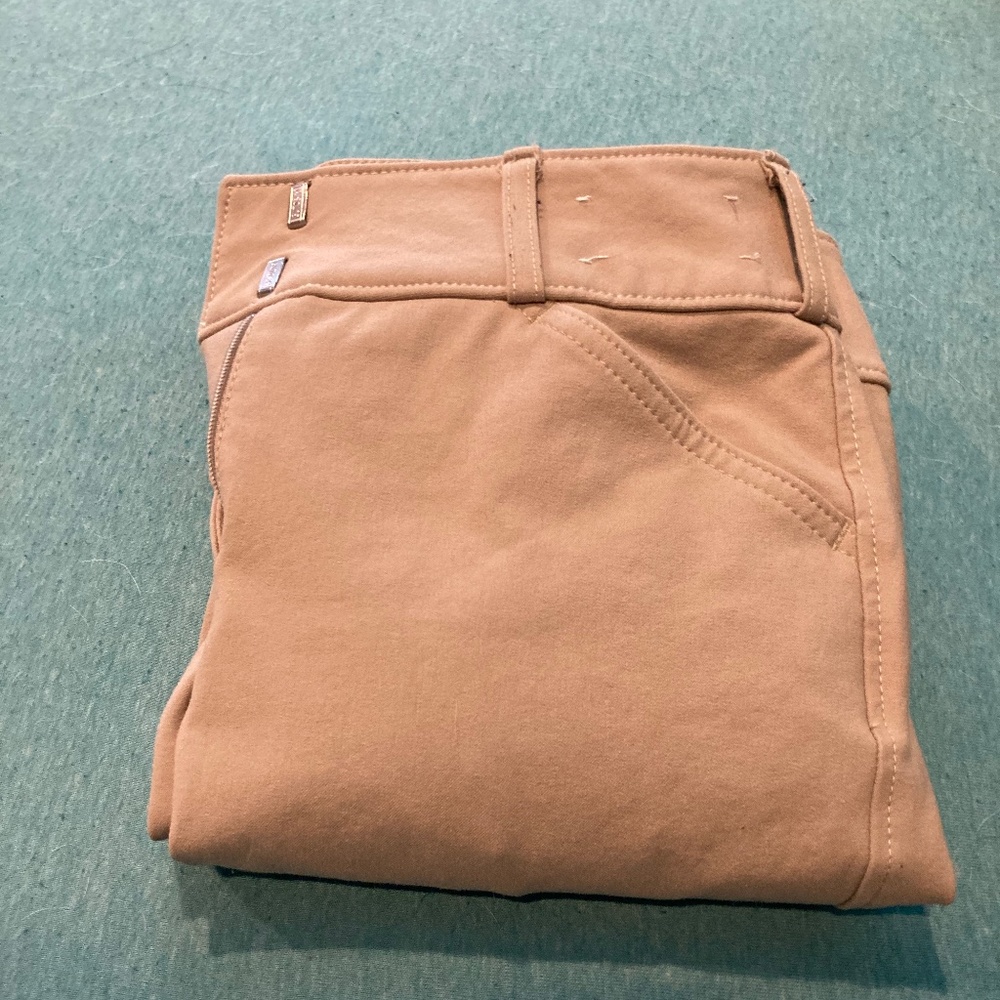 Tailored sportsman trophy hunter breech